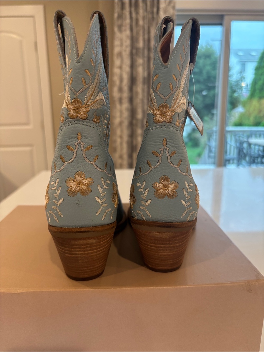 dingo Light Blue Floral Embroidered Western Ankle Boots - Picture 5 of 6